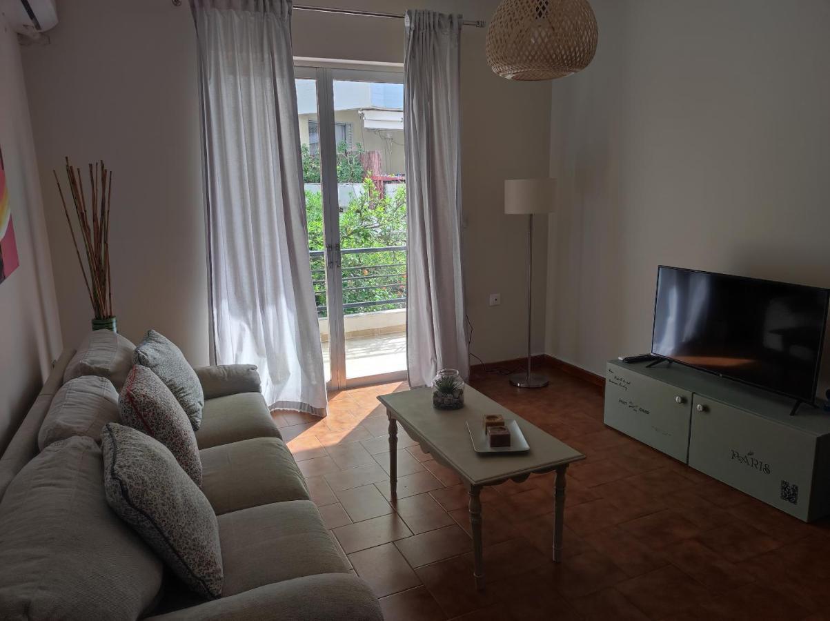 Cozy And Friendly Flat In Nafplio Appartamento Esterno foto