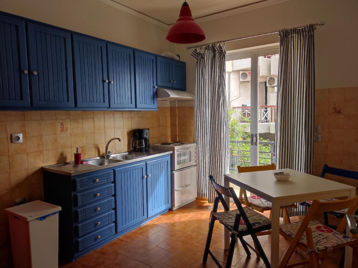 Cozy And Friendly Flat In Nafplio Appartamento Esterno foto